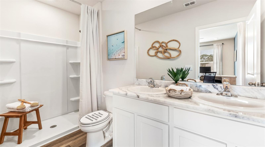 Palm Harbor, Florida 34683, 3 Bedroom Bedrooms, ,2 Bathroombathrooms,Residential,For Sale,Pleasant,0,Mfra4702257