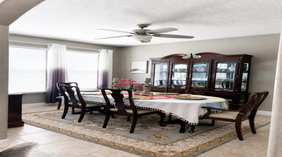 Deltona, Florida 32725, 4 Bedroom Bedrooms, ,3 Bathroombathrooms,Residential,For Sale,Lake Baton,0,Mfro6432256