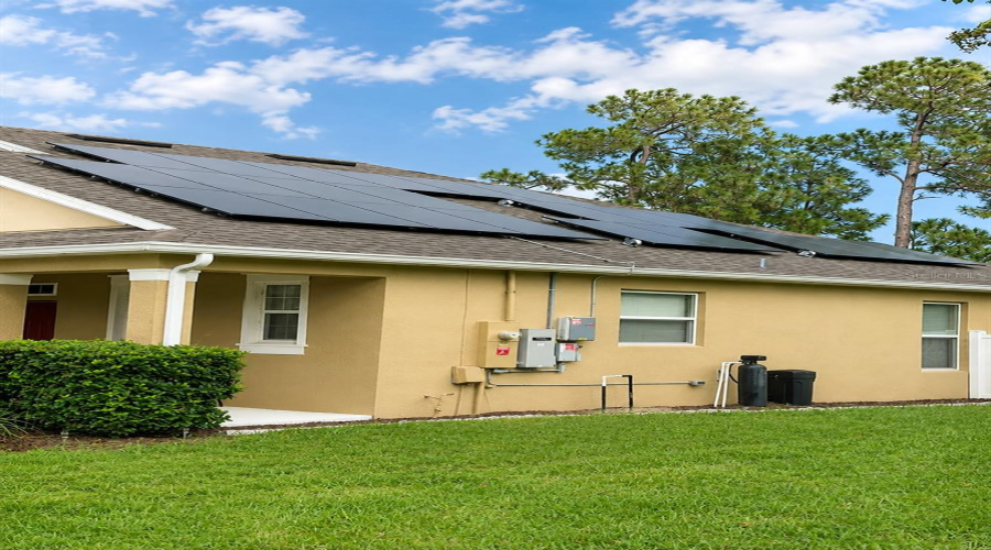 Deltona, Florida 32725, 4 Bedroom Bedrooms, ,3 Bathroombathrooms,Residential,For Sale,Lake Baton,0,Mfro6432256