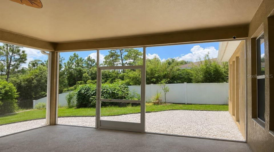 Deltona, Florida 32725, 4 Bedroom Bedrooms, ,3 Bathroombathrooms,Residential,For Sale,Lake Baton,0,Mfro6432256