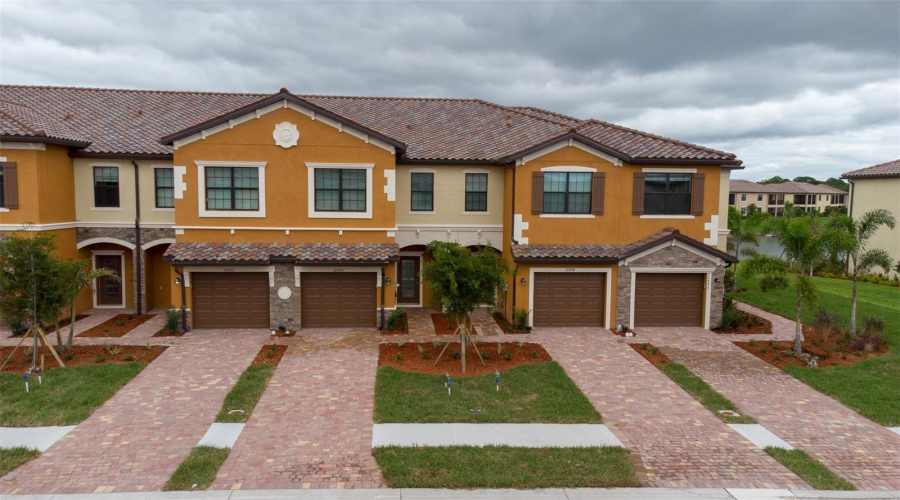 Venice, Florida 34293, 3 Bedroom Bedrooms, ,2 Bathroombathrooms,Residential,For Sale,Lagente,0,Mfra4703249
