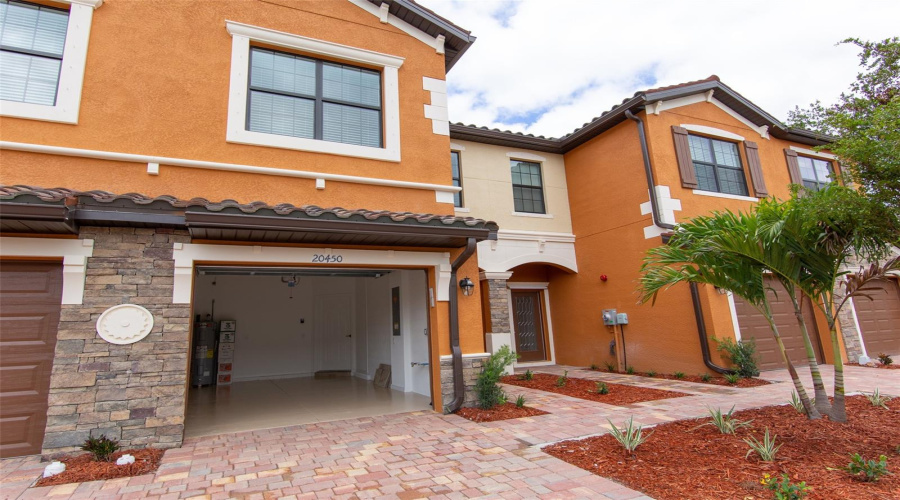 Venice, Florida 34293, 3 Bedroom Bedrooms, ,2 Bathroombathrooms,Residential,For Sale,Lagente,0,Mfra4703249