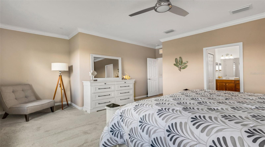 Venice, Florida 34293, 3 Bedroom Bedrooms, ,2 Bathroombathrooms,Residential,For Sale,Lagente,0,Mfra4703249