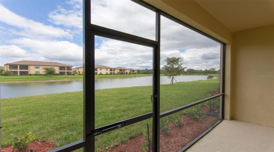 Venice, Florida 34293, 3 Bedroom Bedrooms, ,2 Bathroombathrooms,Residential,For Sale,Lagente,0,Mfra4703249