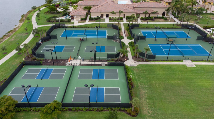 Venice, Florida 34293, 3 Bedroom Bedrooms, ,2 Bathroombathrooms,Residential,For Sale,Lagente,0,Mfra4703249
