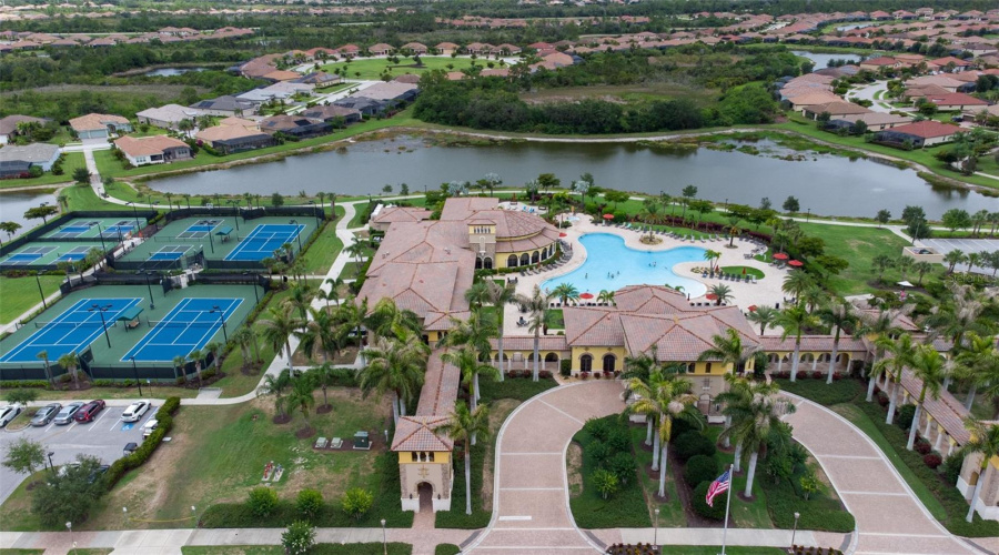 Venice, Florida 34293, 3 Bedroom Bedrooms, ,2 Bathroombathrooms,Residential,For Sale,Lagente,0,Mfra4703249