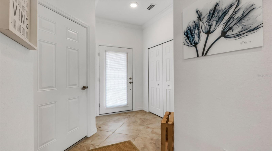Venice, Florida 34293, 3 Bedroom Bedrooms, ,2 Bathroombathrooms,Residential,For Sale,Lagente,0,Mfra4703249