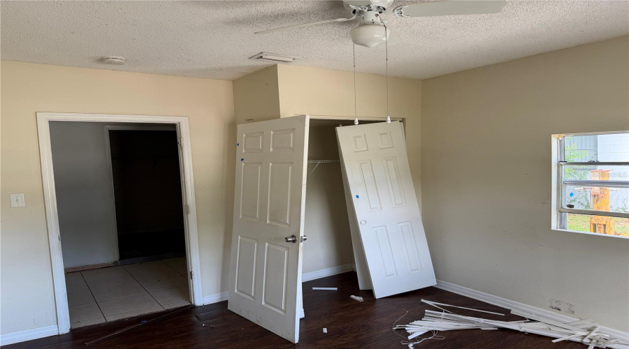 Brandon, Florida 33510, 3 Bedroom Bedrooms, ,2 Bathroombathrooms,Residential,For Sale,Skyview,0,Mfrtb8542241