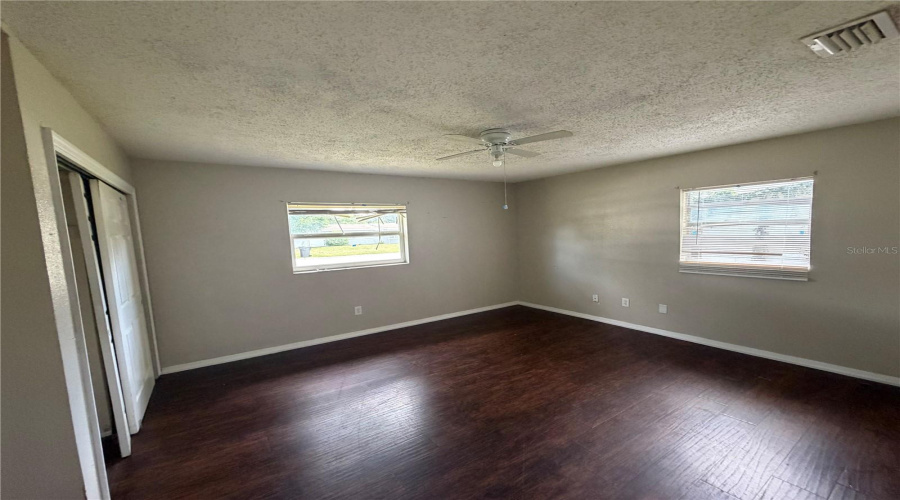 Brandon, Florida 33510, 3 Bedroom Bedrooms, ,2 Bathroombathrooms,Residential,For Sale,Skyview,0,Mfrtb8542241