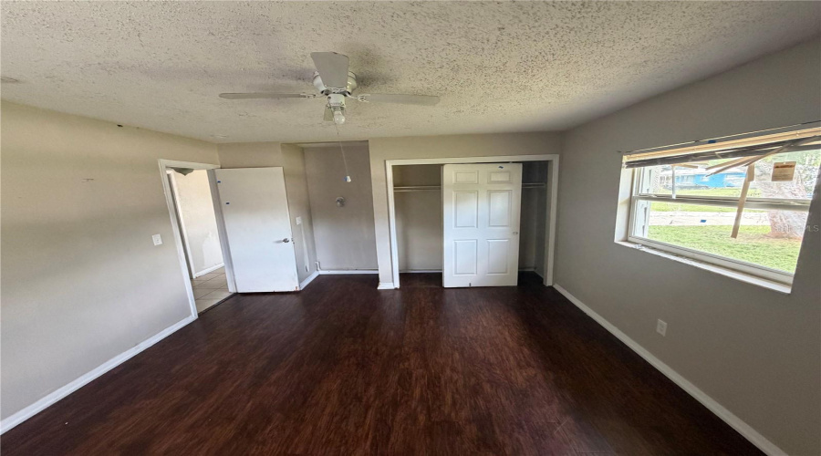 Brandon, Florida 33510, 3 Bedroom Bedrooms, ,2 Bathroombathrooms,Residential,For Sale,Skyview,0,Mfrtb8542241