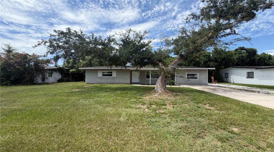 Brandon, Florida 33510, 3 Bedroom Bedrooms, ,2 Bathroombathrooms,Residential,For Sale,Skyview,0,Mfrtb8542241