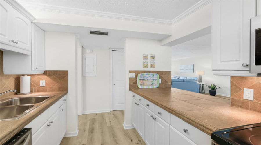 Longboat Key, Florida 34228, 2 Bedroom Bedrooms, ,2 Bathroombathrooms,Residential,For Sale,Gulf Of Mexico,0,Mfra4702237