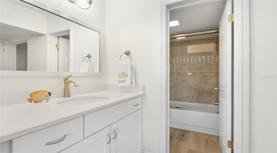 Longboat Key, Florida 34228, 2 Bedroom Bedrooms, ,2 Bathroombathrooms,Residential,For Sale,Gulf Of Mexico,0,Mfra4702237