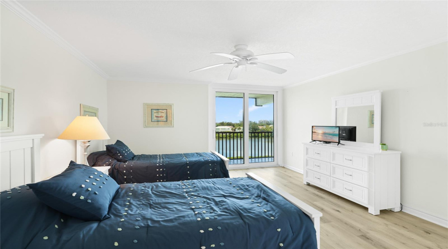Longboat Key, Florida 34228, 2 Bedroom Bedrooms, ,2 Bathroombathrooms,Residential,For Sale,Gulf Of Mexico,0,Mfra4702237