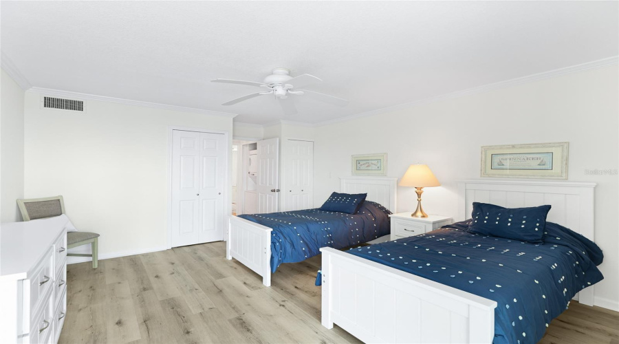 Longboat Key, Florida 34228, 2 Bedroom Bedrooms, ,2 Bathroombathrooms,Residential,For Sale,Gulf Of Mexico,0,Mfra4702237