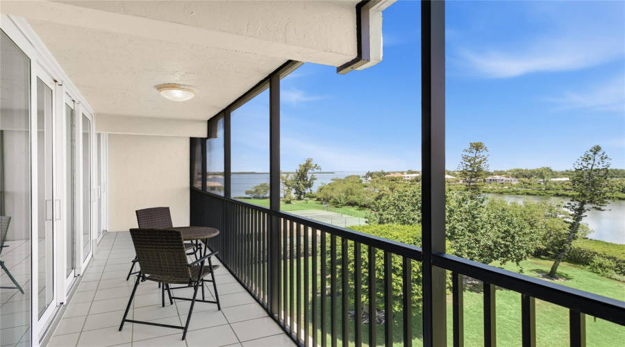 Longboat Key, Florida 34228, 2 Bedroom Bedrooms, ,2 Bathroombathrooms,Residential,For Sale,Gulf Of Mexico,0,Mfra4702237