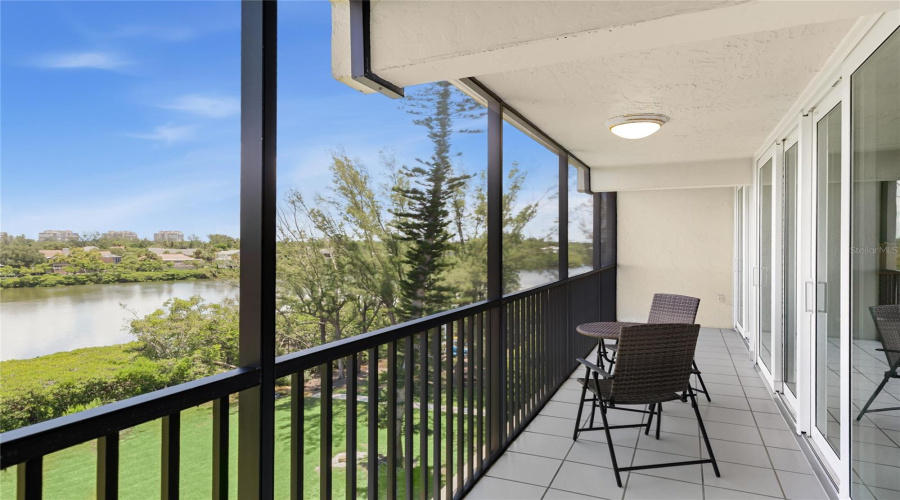 Longboat Key, Florida 34228, 2 Bedroom Bedrooms, ,2 Bathroombathrooms,Residential,For Sale,Gulf Of Mexico,0,Mfra4702237