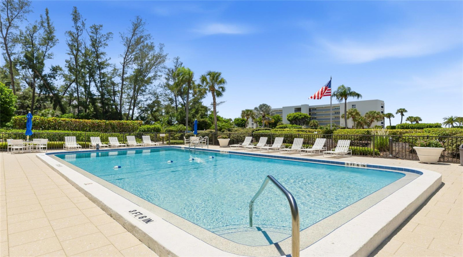 Longboat Key, Florida 34228, 2 Bedroom Bedrooms, ,2 Bathroombathrooms,Residential,For Sale,Gulf Of Mexico,0,Mfra4702237