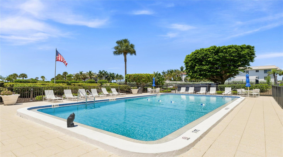 Longboat Key, Florida 34228, 2 Bedroom Bedrooms, ,2 Bathroombathrooms,Residential,For Sale,Gulf Of Mexico,0,Mfra4702237