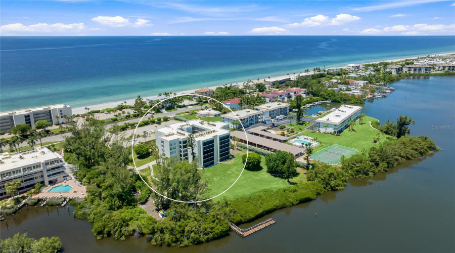 Longboat Key, Florida 34228, 2 Bedroom Bedrooms, ,2 Bathroombathrooms,Residential,For Sale,Gulf Of Mexico,0,Mfra4702237