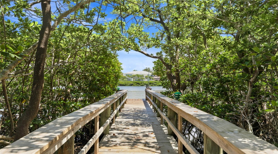 Longboat Key, Florida 34228, 2 Bedroom Bedrooms, ,2 Bathroombathrooms,Residential,For Sale,Gulf Of Mexico,0,Mfra4702237