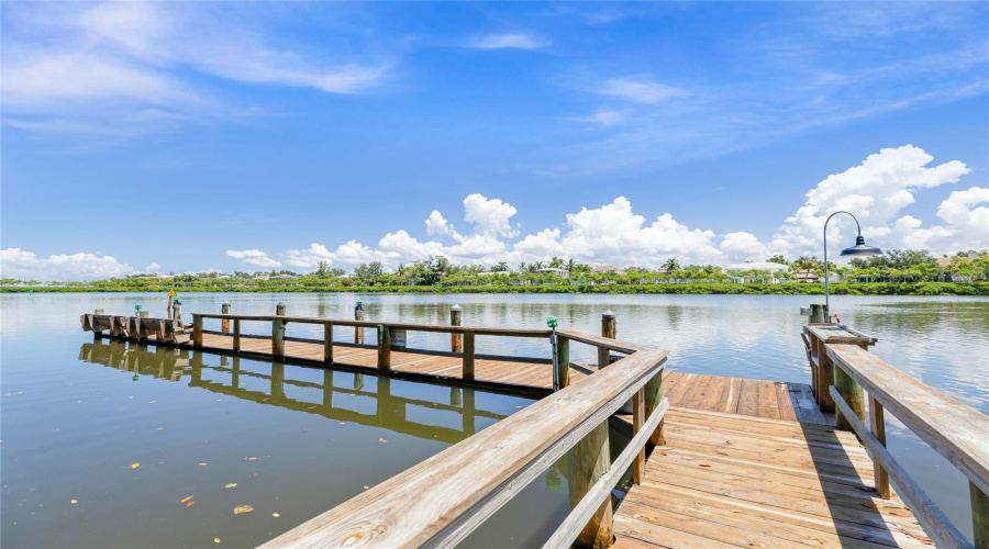 Longboat Key, Florida 34228, 2 Bedroom Bedrooms, ,2 Bathroombathrooms,Residential,For Sale,Gulf Of Mexico,0,Mfra4702237