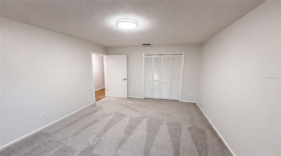 Orlando, Florida 32817, 3 Bedroom Bedrooms, ,2 Bathroombathrooms,Residential,For Sale,Rolling Log,0,Mfro6432867