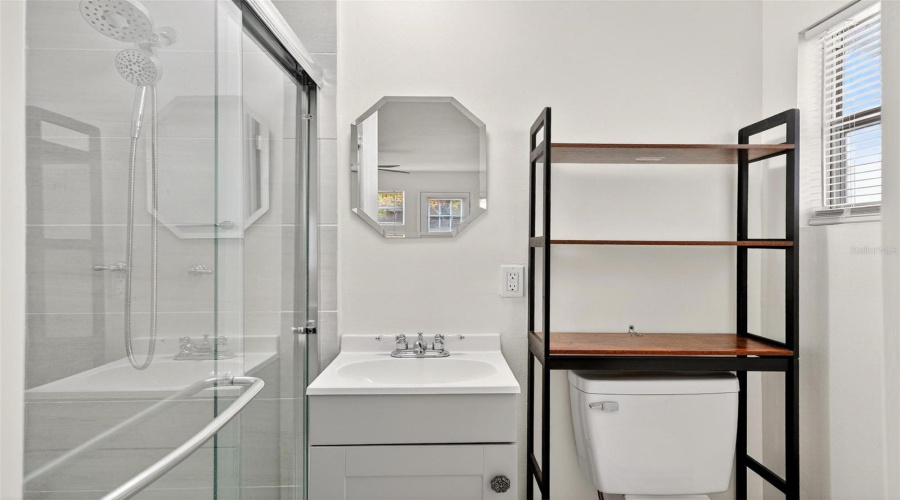 Master Ensuite