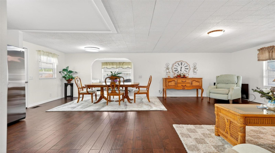 Eustis, Florida 32726, 3 Bedroom Bedrooms, ,2 Bathroombathrooms,Residential,For Sale,Cocos Plumosa,0,Mfrg5109650