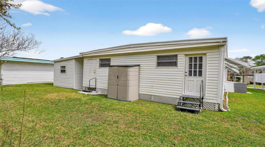 Eustis, Florida 32726, 3 Bedroom Bedrooms, ,2 Bathroombathrooms,Residential,For Sale,Cocos Plumosa,0,Mfrg5109650