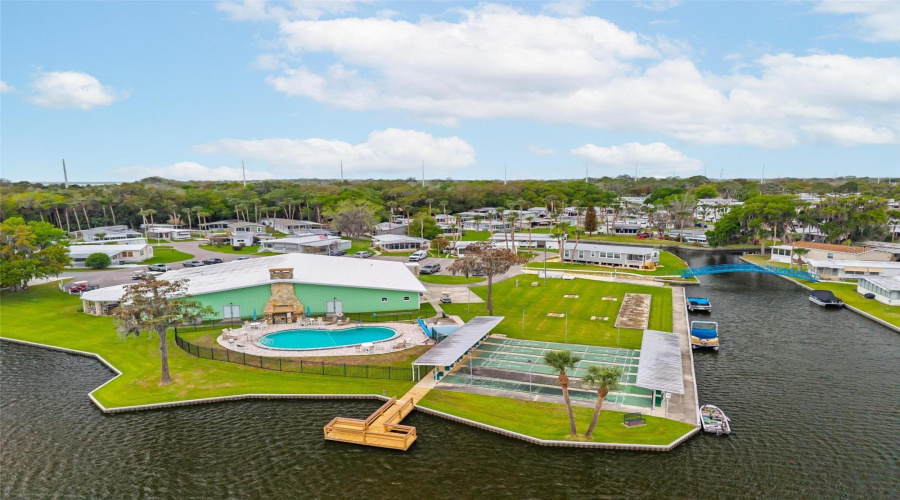 Eustis, Florida 32726, 3 Bedroom Bedrooms, ,2 Bathroombathrooms,Residential,For Sale,Cocos Plumosa,0,Mfrg5109650