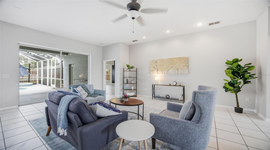 Valrico, Florida 33596, 5 Bedroom Bedrooms, ,4 Bathroombathrooms,Residential,For Sale,River Overlook,0,Mfrtb8535491