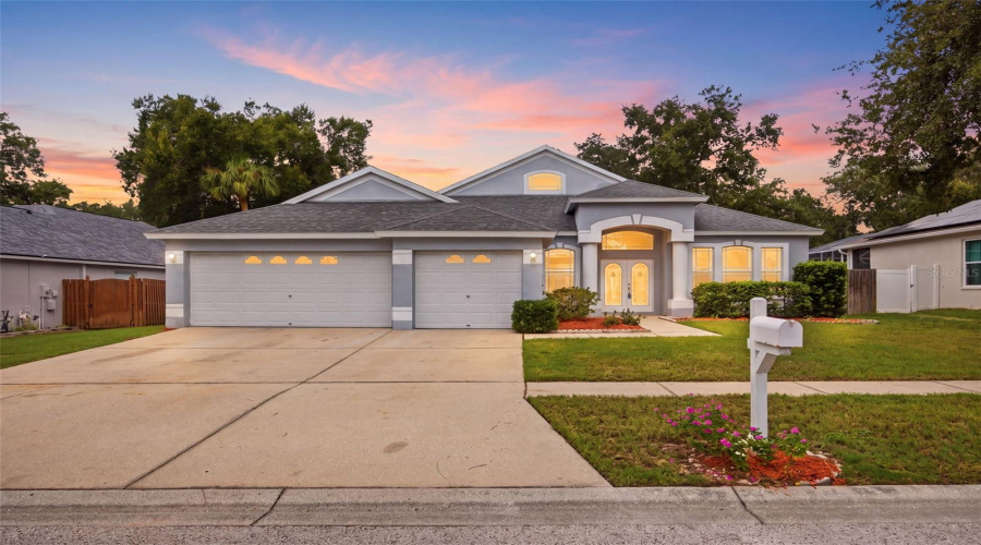 Valrico, Florida 33596, 5 Bedroom Bedrooms, ,4 Bathroombathrooms,Residential,For Sale,River Overlook,0,Mfrtb8535491