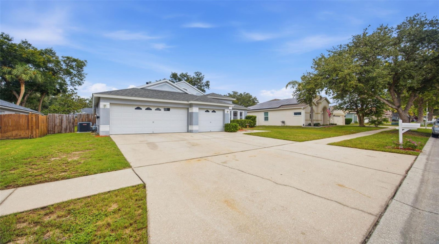 Valrico, Florida 33596, 5 Bedroom Bedrooms, ,4 Bathroombathrooms,Residential,For Sale,River Overlook,0,Mfrtb8535491