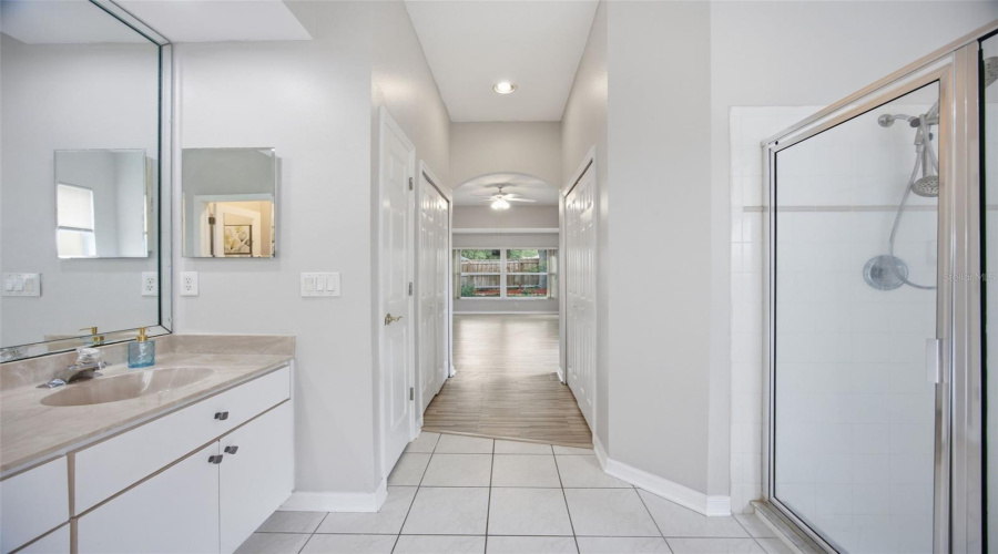 Valrico, Florida 33596, 5 Bedroom Bedrooms, ,4 Bathroombathrooms,Residential,For Sale,River Overlook,0,Mfrtb8535491