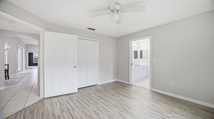 Valrico, Florida 33596, 5 Bedroom Bedrooms, ,4 Bathroombathrooms,Residential,For Sale,River Overlook,0,Mfrtb8535491