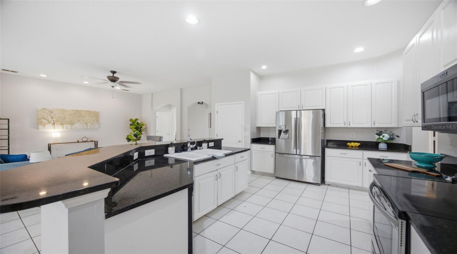 Valrico, Florida 33596, 5 Bedroom Bedrooms, ,4 Bathroombathrooms,Residential,For Sale,River Overlook,0,Mfrtb8535491