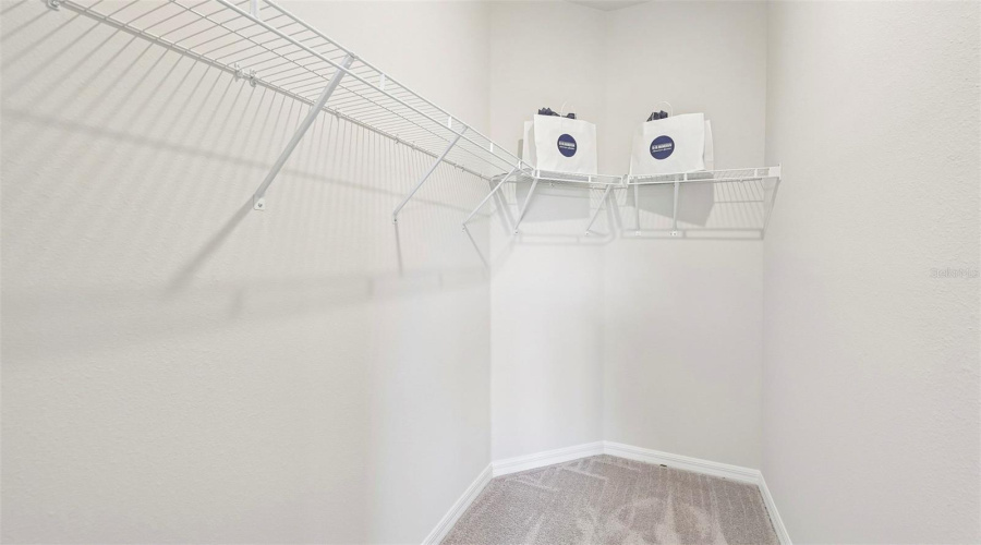 Bradenton, Florida 34212, 3 Bedroom Bedrooms, ,2 Bathroombathrooms,Residential,For Sale,8Th,0,Mfra4691113