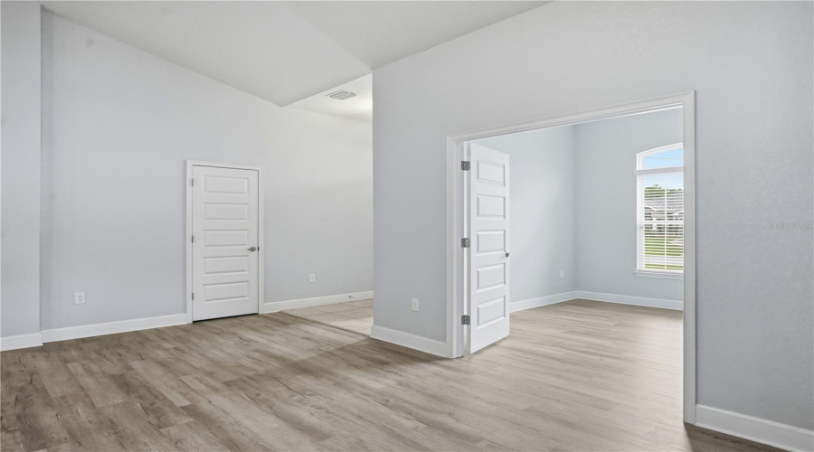 Spring Hill, Florida 34609, 4 Bedroom Bedrooms, ,3 Bathroombathrooms,Residential,For Sale,Hilary,0,Mfrtb8514213