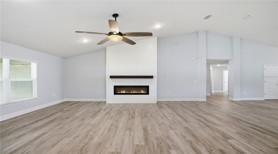 Spring Hill, Florida 34609, 4 Bedroom Bedrooms, ,3 Bathroombathrooms,Residential,For Sale,Hilary,0,Mfrtb8514213