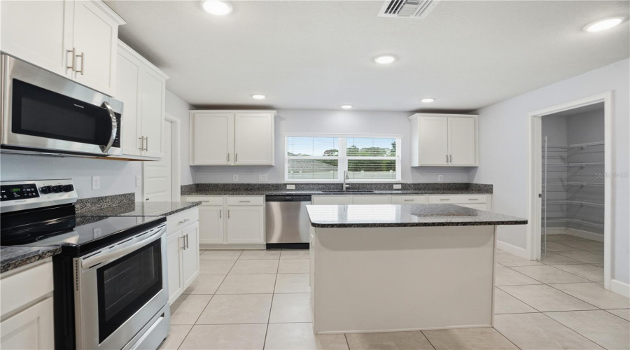 Spring Hill, Florida 34609, 4 Bedroom Bedrooms, ,3 Bathroombathrooms,Residential,For Sale,Hilary,0,Mfrtb8514213