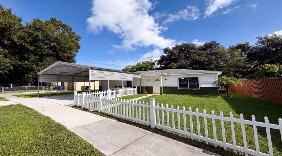 Bartow, Florida 33830, 2 Bedroom Bedrooms, ,2 Bathroombathrooms,Residential,For Sale,Thomas Jefferson,0,Mfro6432874
