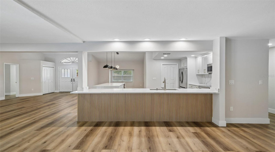 Living &Amp; Kitchen