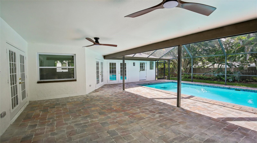 Screened Pool &Amp; Patio