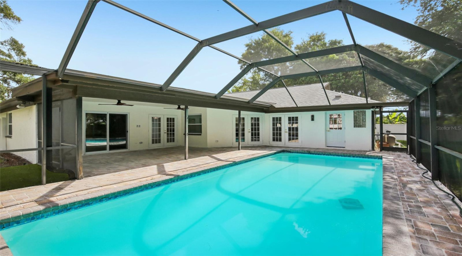 Screened Pool &Amp; Patio