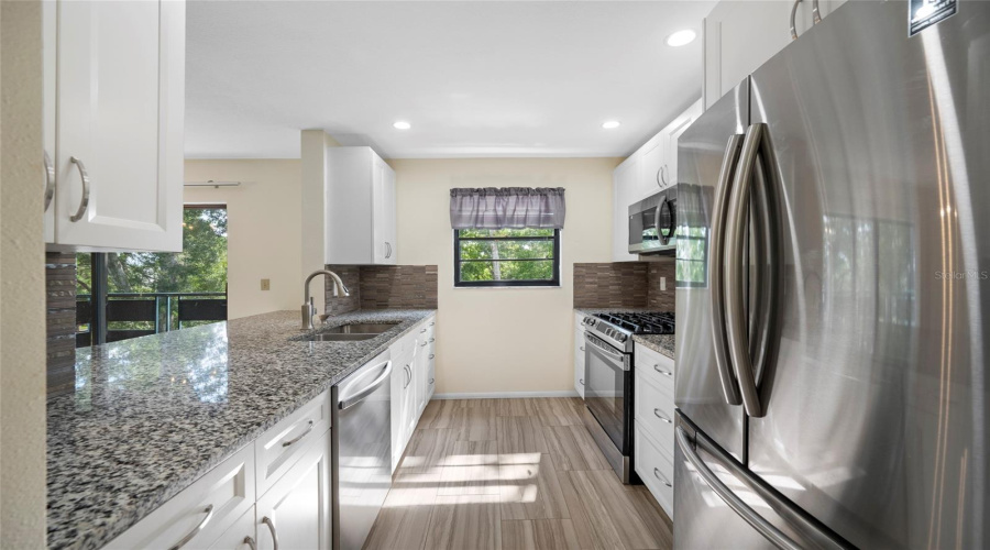 St Petersburg, Florida 33709, 2 Bedroom Bedrooms, ,2 Bathroombathrooms,Residential,For Sale,80Th,0,Mfrtb8539613