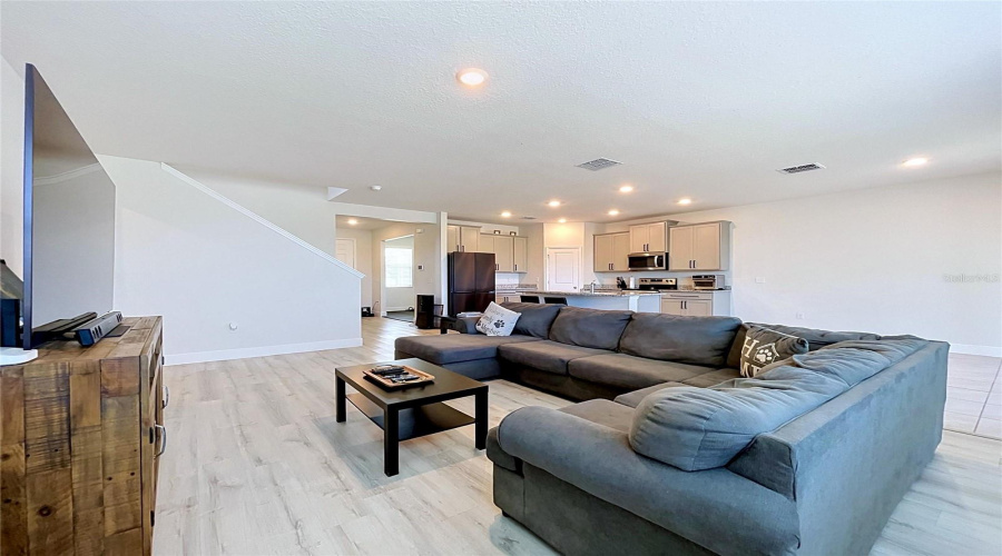 Bradenton, Florida 34208, 4 Bedroom Bedrooms, ,3 Bathroombathrooms,Residential,For Sale,Lively Coral,0,Mfra4696689