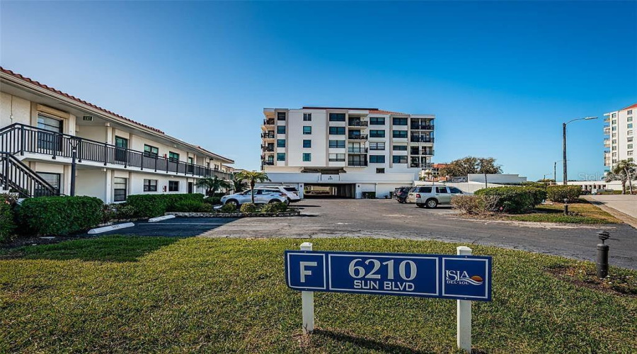 St Petersburg, Florida 33715, 2 Bedroom Bedrooms, ,2 Bathroombathrooms,Residential,For Sale,Sun,0,Mfro6434365