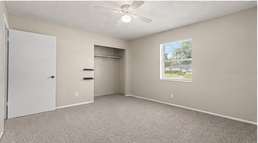 Tampa, Florida 33617, 3 Bedroom Bedrooms, ,1 Bathroombathrooms,Residential,For Sale,Dolphin Dr,0,Mfrtb8528509