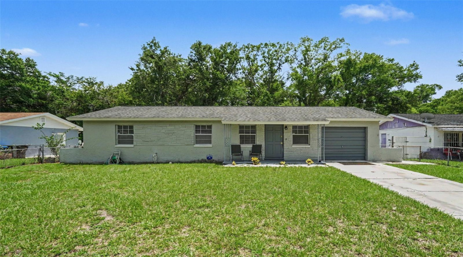 Tampa, Florida 33617, 3 Bedroom Bedrooms, ,1 Bathroombathrooms,Residential,For Sale,Dolphin Dr,0,Mfrtb8528509